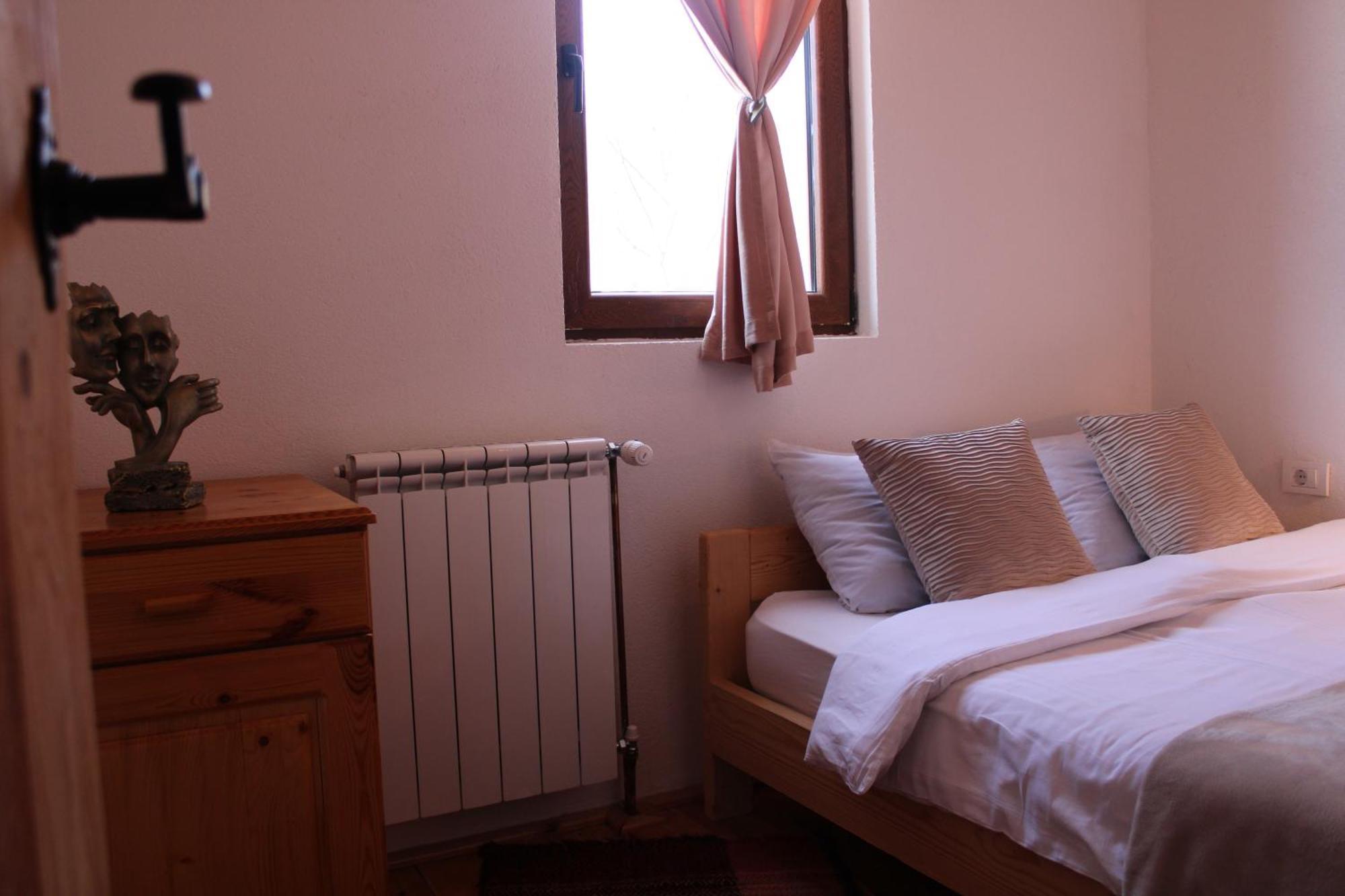 Pubhouse & Rooms Pahulja Kolašin Екстериор снимка